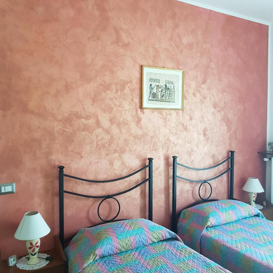 B&B I Lazzarini Sarnico Esterno foto
